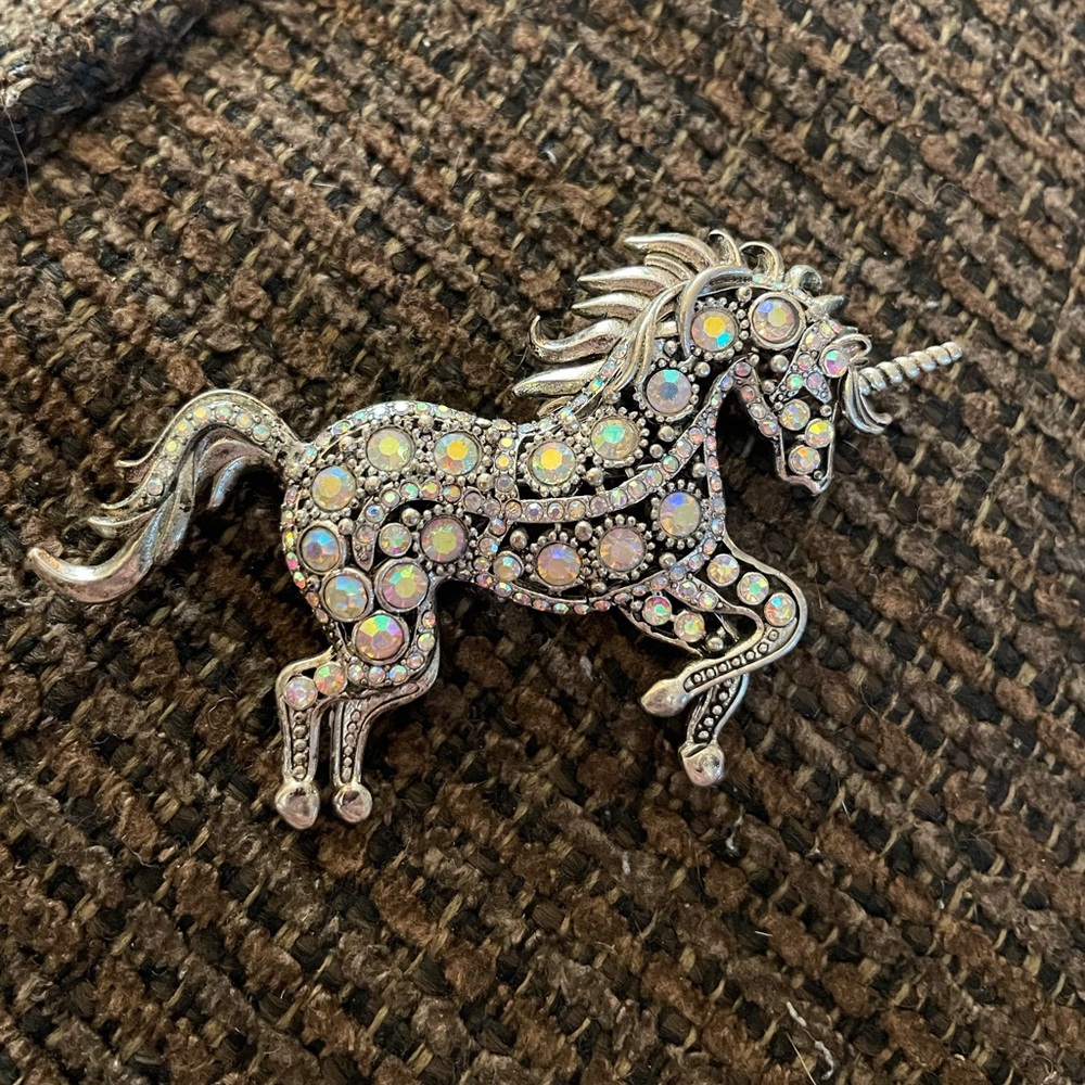 Unicorn Brooch